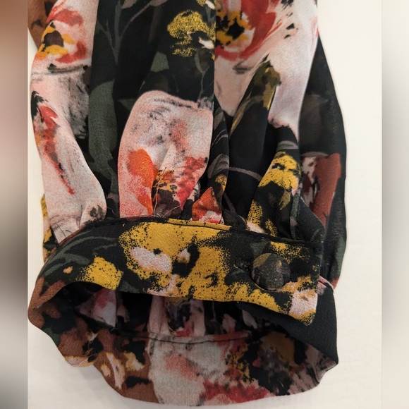 LUXXEL Ruffle Mini Dress - Picture 7 of 11